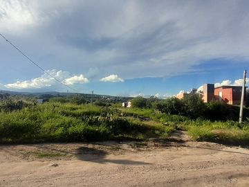 VENTA LOTE TANTI 752 METROS CON ESCRITURA