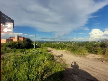 VENTA LOTE TANTI 752 METROS CON ESCRITURA