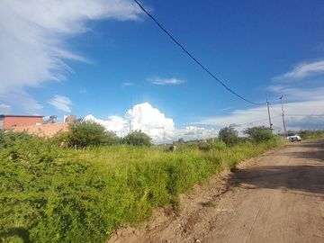 VENTA LOTE TANTI 752 METROS CON ESCRITURA