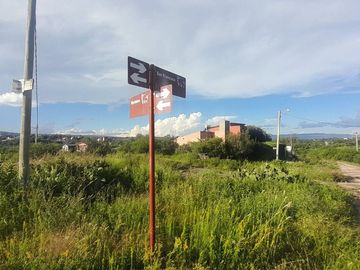 VENTA LOTE TANTI 752 METROS CON ESCRITURA