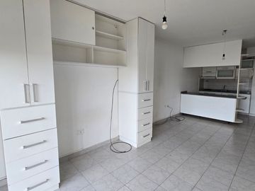 VENTA MONOAMB C/ BALCON EN PALERMO! PISO ALTO!