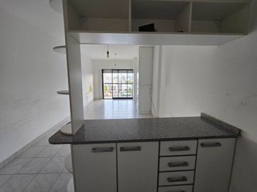 VENTA MONOAMB C/ BALCON EN PALERMO! PISO ALTO!