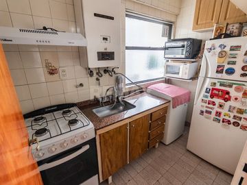 VENTA 2 AMBIENTES EN  ZONA ESTRATÉGICA DE FLORES