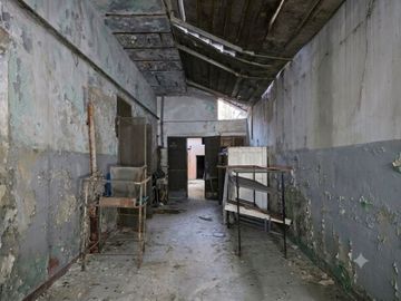 LOCAL, DEPTO 2AMB CON PATIO Y DEPOSITO P CHACABUCO