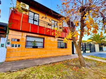 VENTA CASA PH 4 AMB CON PATIO Y TERRAZA ITUZAINGO