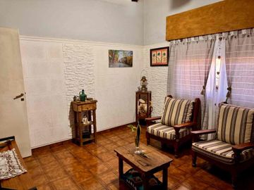 VENTA CASA PH 4 AMB CON PATIO Y TERRAZA ITUZAINGO