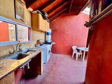 VENTA CASA PH 4 AMB CON PATIO Y TERRAZA ITUZAINGO