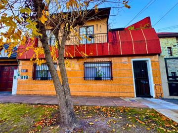 VENTA CASA PH 4 AMB CON PATIO Y TERRAZA ITUZAINGO