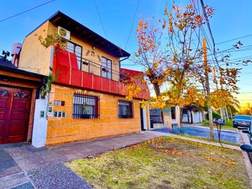 VENTA CASA PH 4 AMB CON PATIO Y TERRAZA ITUZAINGO