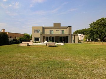 ALQUILER CASA 6 AMB HARAS SAN PABLO G.RODRIGUEZ