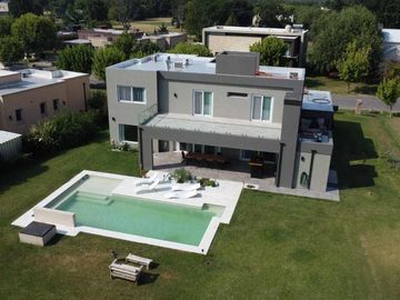 ALQUILER CASA 6 AMB HARAS SAN PABLO G.RODRIGUEZ