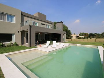 ALQUILER CASA 6 AMB HARAS SAN PABLO G.RODRIGUEZ