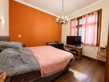 VENTA PH 207 MTS. C/QUINCHO Y BALCON.FLORES