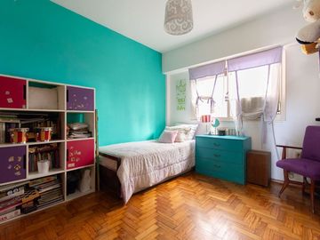 4 ambientes con dependencia balcón al frente