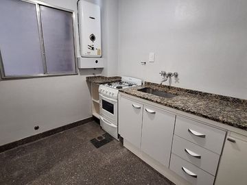 VENTA BELGRANO 3 AMB C/BALCON Pque de INNOVACION