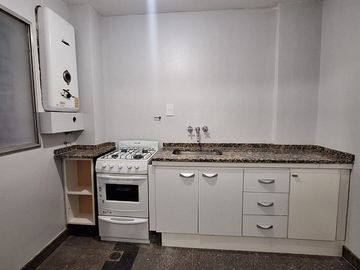 VENTA BELGRANO 3 AMB C/BALCON Pque de INNOVACION