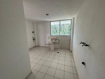 CASA $6.3M LOMAS CLÚSTER 10-10-10 | 430m² | 4 Autos | Doble Altura | Jacuzzi