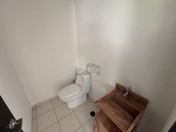 CASA $6.3M LOMAS CLÚSTER 10-10-10 | 430m² | 4 Autos | Doble Altura | Jacuzzi