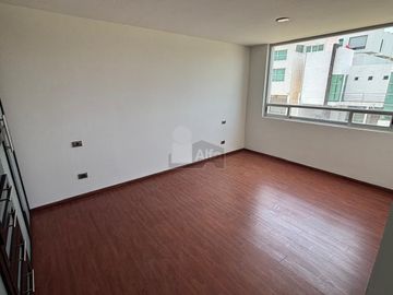CASA $6.3M LOMAS CLÚSTER 10-10-10 | 430m² | 4 Autos | Doble Altura | Jacuzzi
