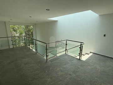CASA $6.3M LOMAS CLÚSTER 10-10-10 | 430m² | 4 Autos | Doble Altura | Jacuzzi