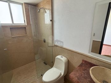 CASA $6.3M LOMAS CLÚSTER 10-10-10 | 430m² | 4 Autos | Doble Altura | Jacuzzi