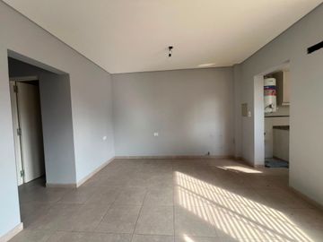 VDEPARTAMENTO 2 DORMITORIOS 2 BAÑOS GUAYMALLEN
