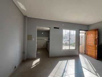 VDEPARTAMENTO 2 DORMITORIOS 2 BAÑOS GUAYMALLEN