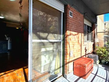 Departamento de 3 ambientes con balcón en ALMAGRO