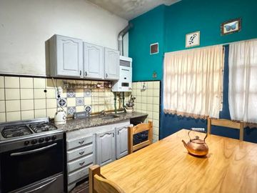 CASA EN VENTA 3 AMBIENTES EN FLORIDA OESTE