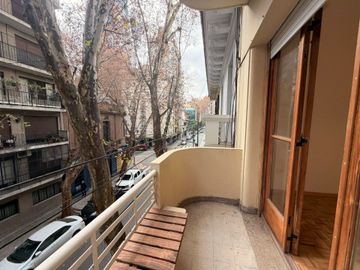 VENTA 2  ambientes con balcón en Palermo