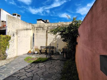VENTA PH INDEP 4 AMB JARDÍN Y COCHERA MARTINEZ