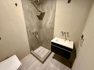 Casa VENTA pileta 6 ambientes B. Bermudas Pilar