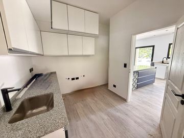 Casa VENTA pileta 6 ambientes B. Bermudas Pilar