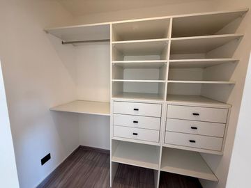 Casa VENTA pileta 6 ambientes B. Bermudas Pilar