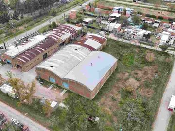 Depósitos/Galpones de 700M2, Z. Ind. Villa La Ñata