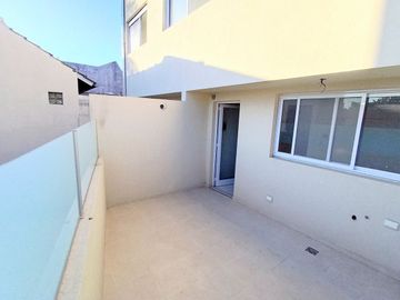 Venta Dúplex 3 amb a estrenar c/coch en Versalles