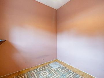 VENTA CASA EN OLIVOS SIETE AMBIENTES