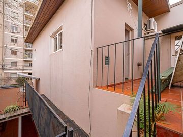 VENTA CASA EN OLIVOS SIETE AMBIENTES