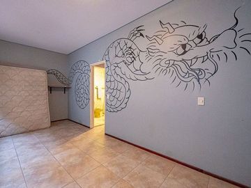 VENTA CASA EN OLIVOS SIETE AMBIENTES
