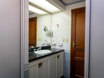 CASA EN VENTA LA PLATA