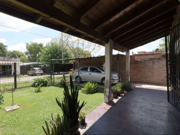 Casa en Venta en Del Viso 6 amb