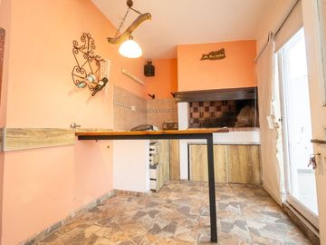 venta casa 4 dormitorios B°Guadalupe