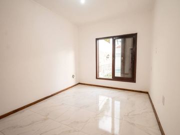 venta casa 4 dormitorios B°Guadalupe