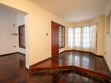 venta casa 4 dormitorios B°Guadalupe