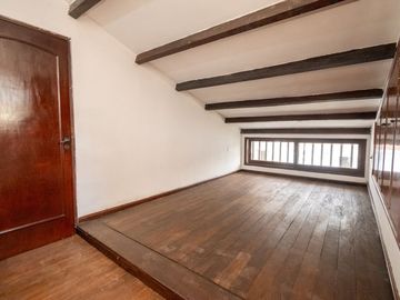 venta casa 4 dormitorios B°Guadalupe