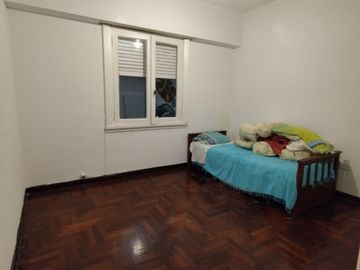 ALQUILER DEPARTAMENTO 3 AMBIENTES CON PATIO