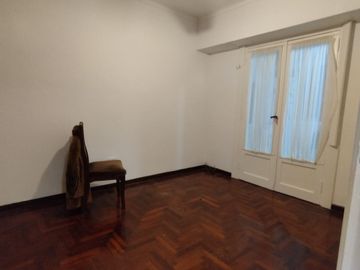 ALQUILER DEPARTAMENTO 3 AMBIENTES CON PATIO
