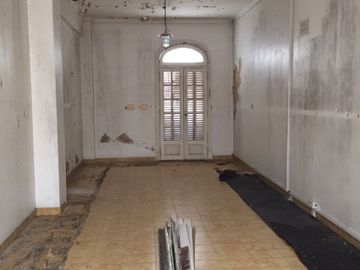 VENTA 3 AMB A REFACCIONAR PATIO 97 MTS -ONCE