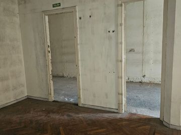 VENTA 3 AMB A REFACCIONAR PATIO 97 MTS -ONCE
