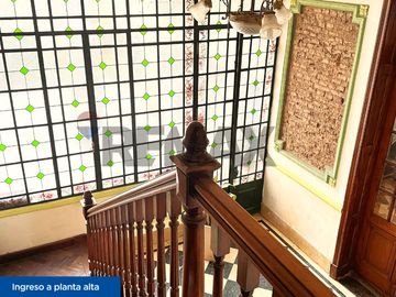 Casa Venta 4 Dorm, c/coch, jardín, terraza Flores
